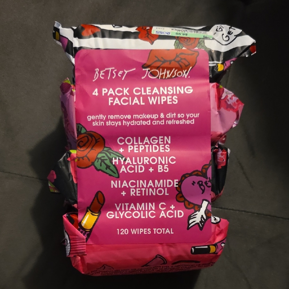 NWT Betsey Johnson Pink Cleansing Facial Wipes 4 Pack